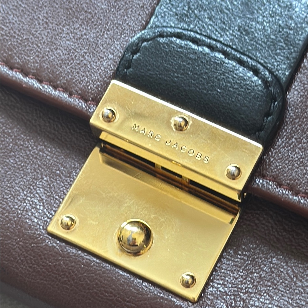Marc Jacobs Brown Leather Wallet - Picture 3 of 11